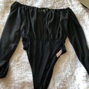 Boohoo off the shoulder bodysuit